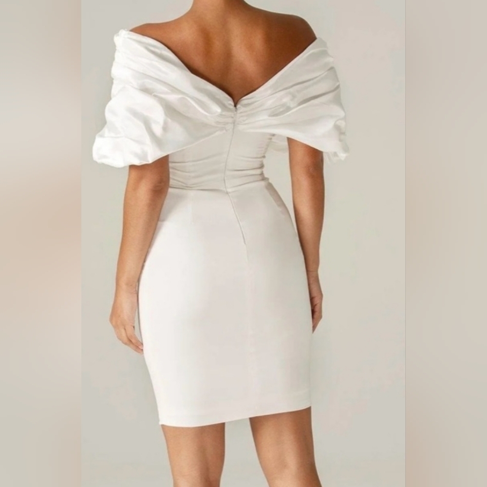 Alieva Elegant Strapless White Dress Size Small - Picture 2 of 7